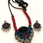 Blue-Printed-Fabric-Necklace-Set-with-Pink-Beads-Earrings-display